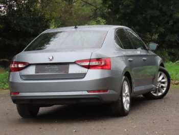 Used Skoda Superb 2018 for sale - 72850819: Photo