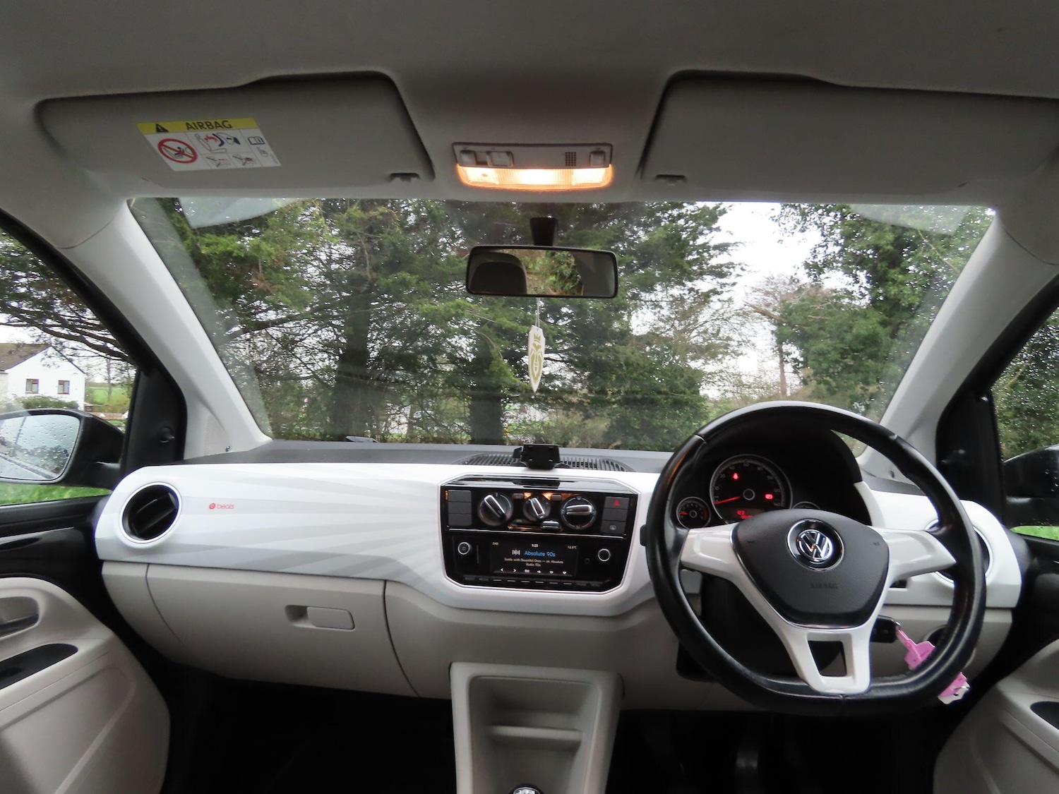 Used Volkswagen up! 2016 for sale - 77882176: Photo 7