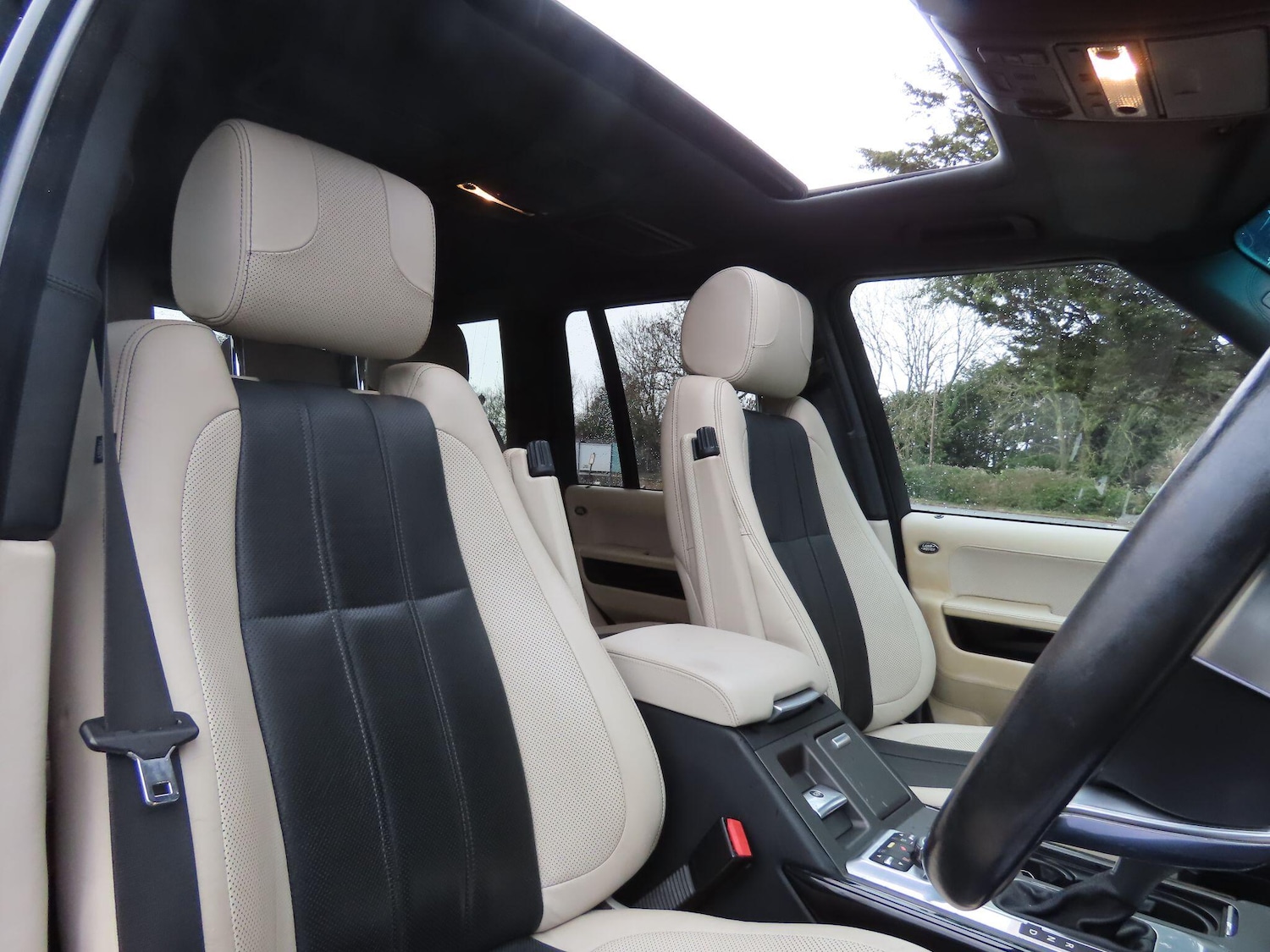 Used Land Rover Range Rover 2010 for sale - 77155543: Photo 9