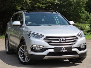 Used Hyundai Santa Fe 2016 for sale - 78675279: Photo