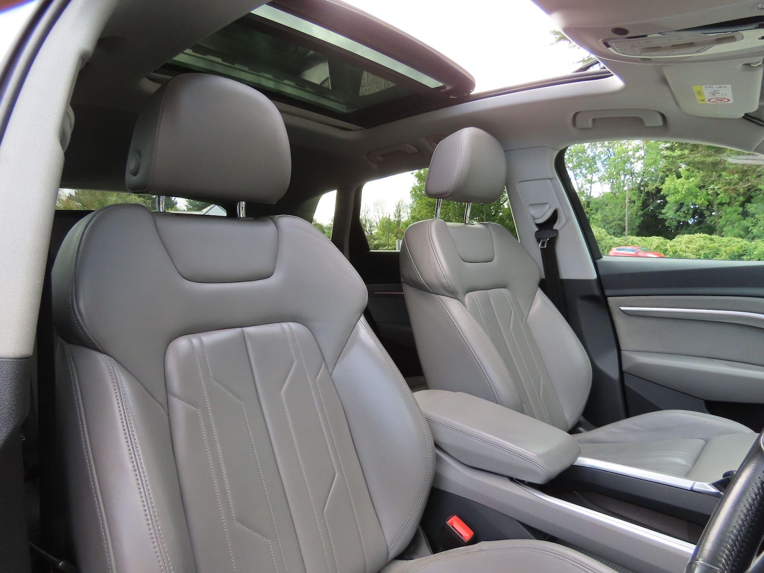 Used Audi e-tron 2019 for sale - 77320907: Photo 9