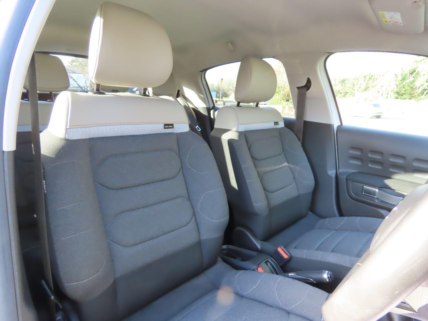 Used Citroen C3 2022 for sale - 76759708: Photo 8