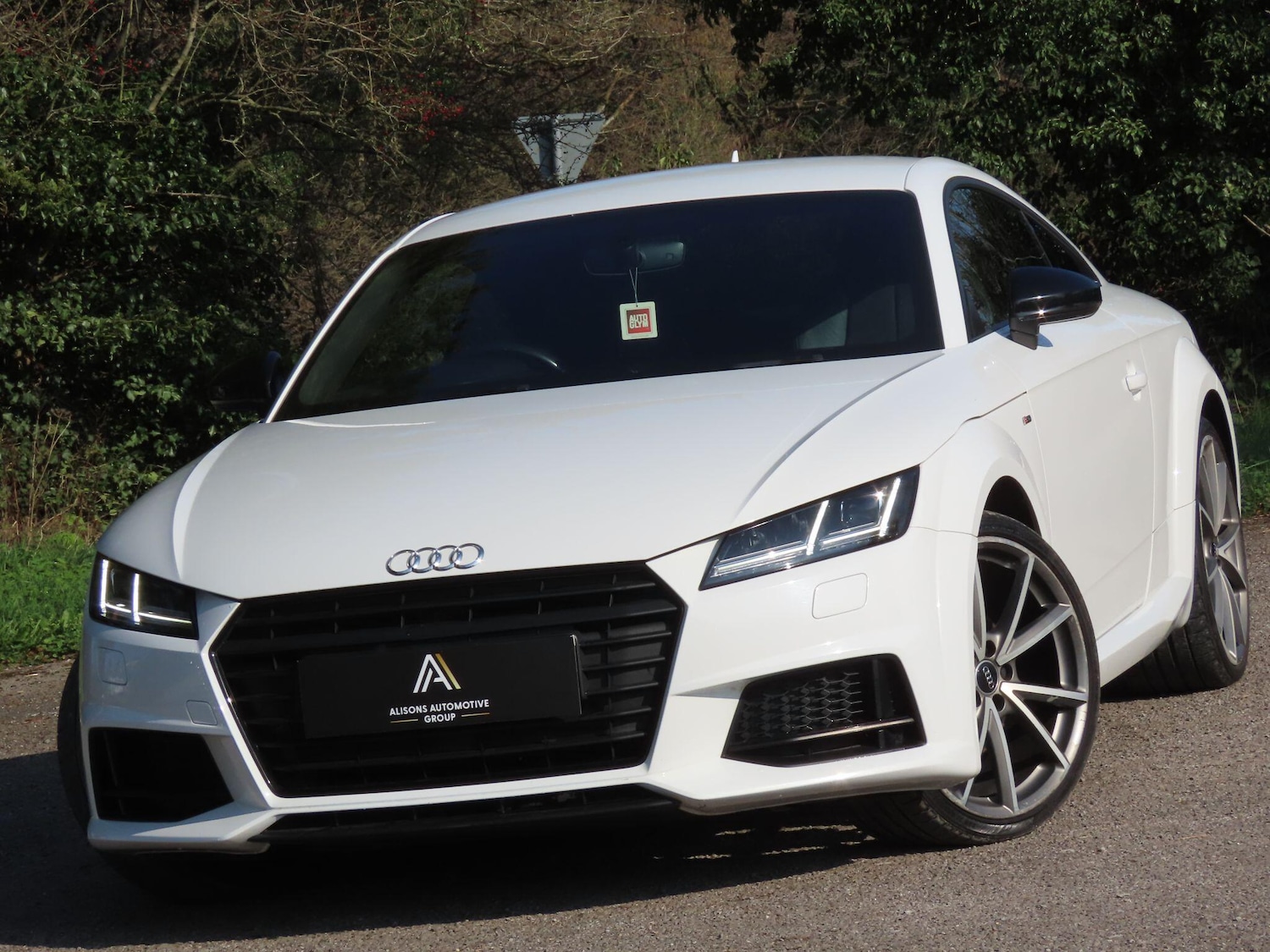 Used Audi TT 2018 for sale - 77768686: Photo 2