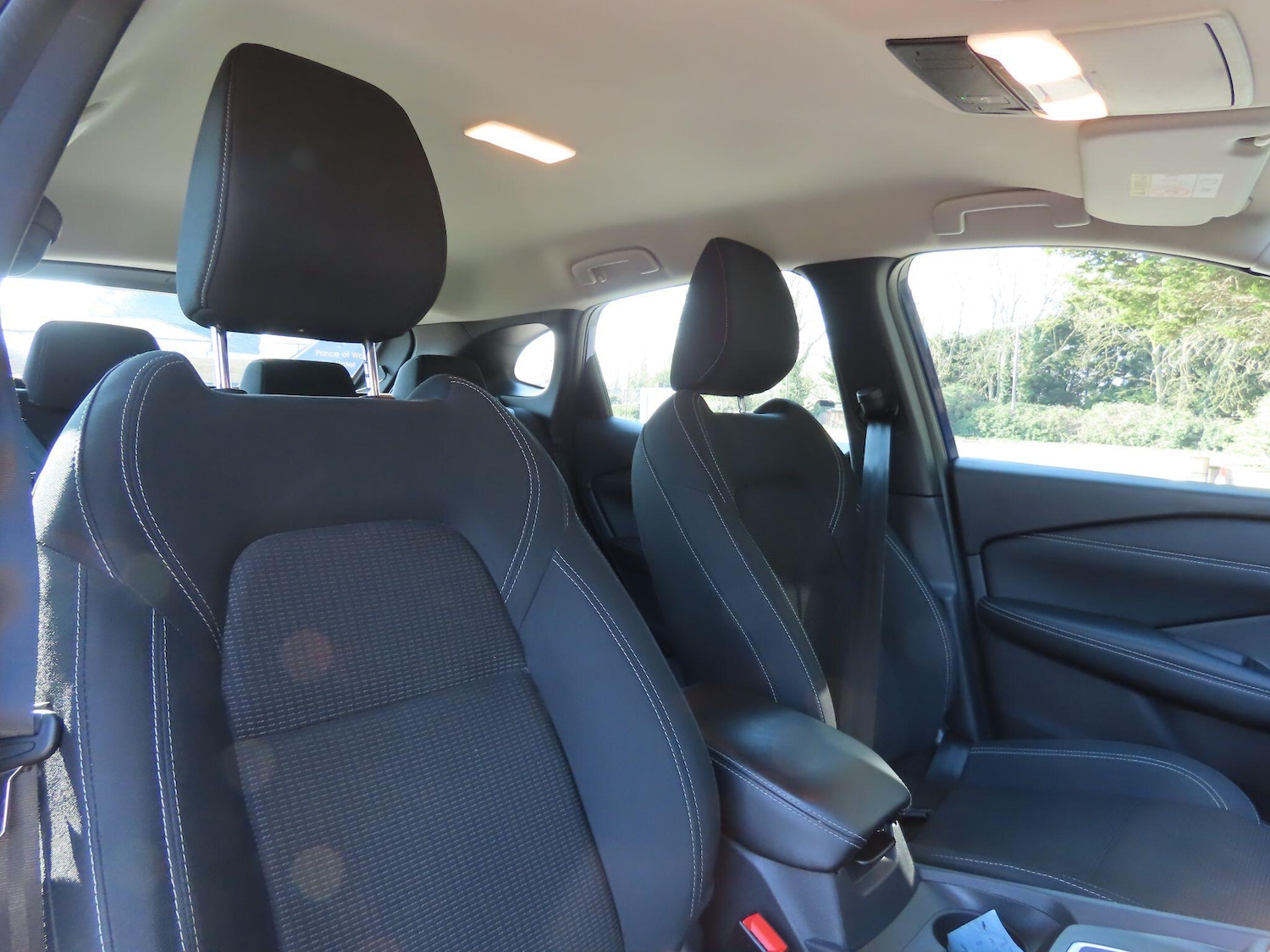 Used Nissan Qashqai for sale - 77970305: Photo 8