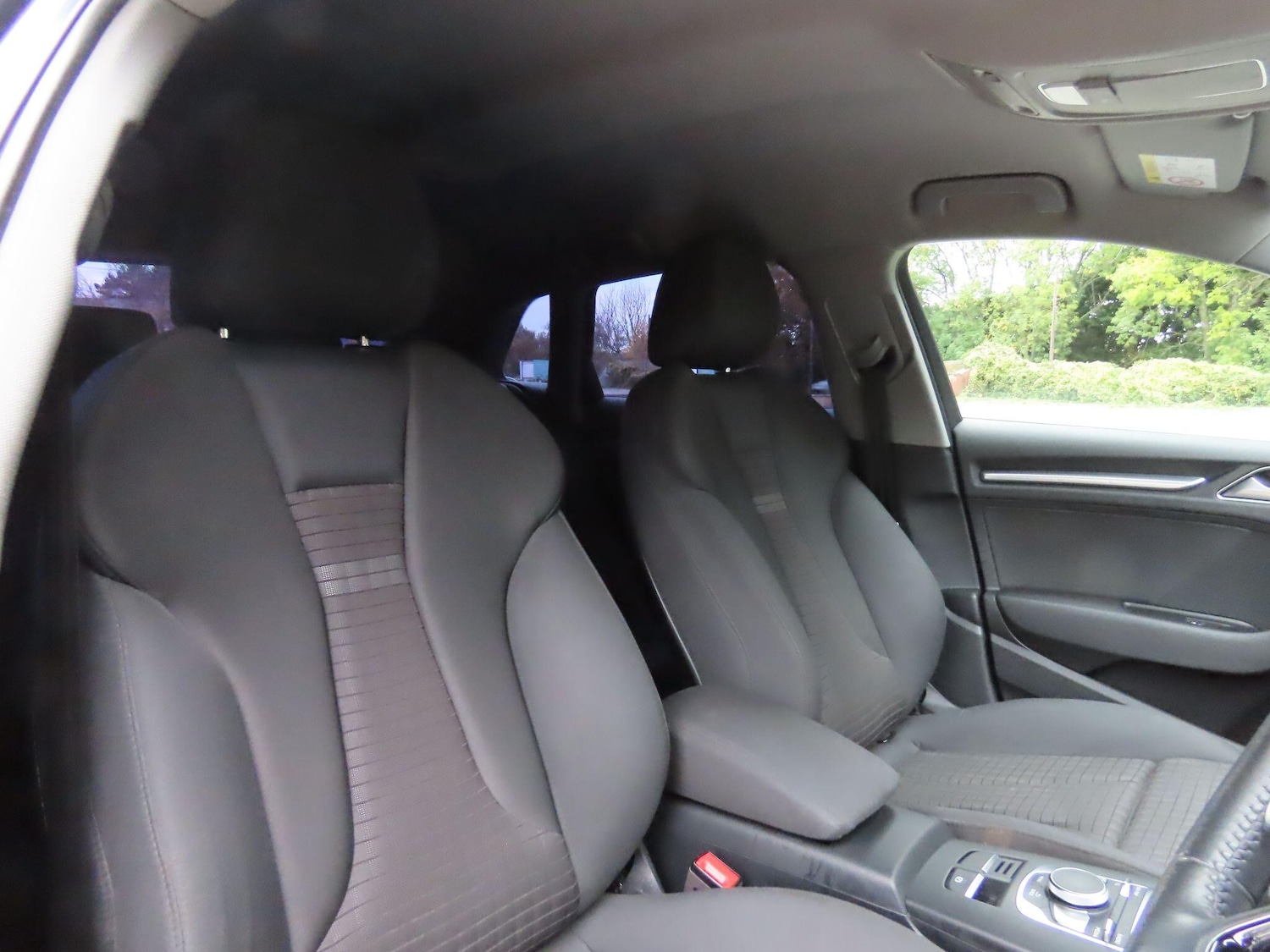 Used Audi A3 2017 for sale - 76326057: Photo 8