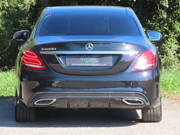 Used Mercedes-Benz C-Class 2018 for sale - 74294693: Photo 5