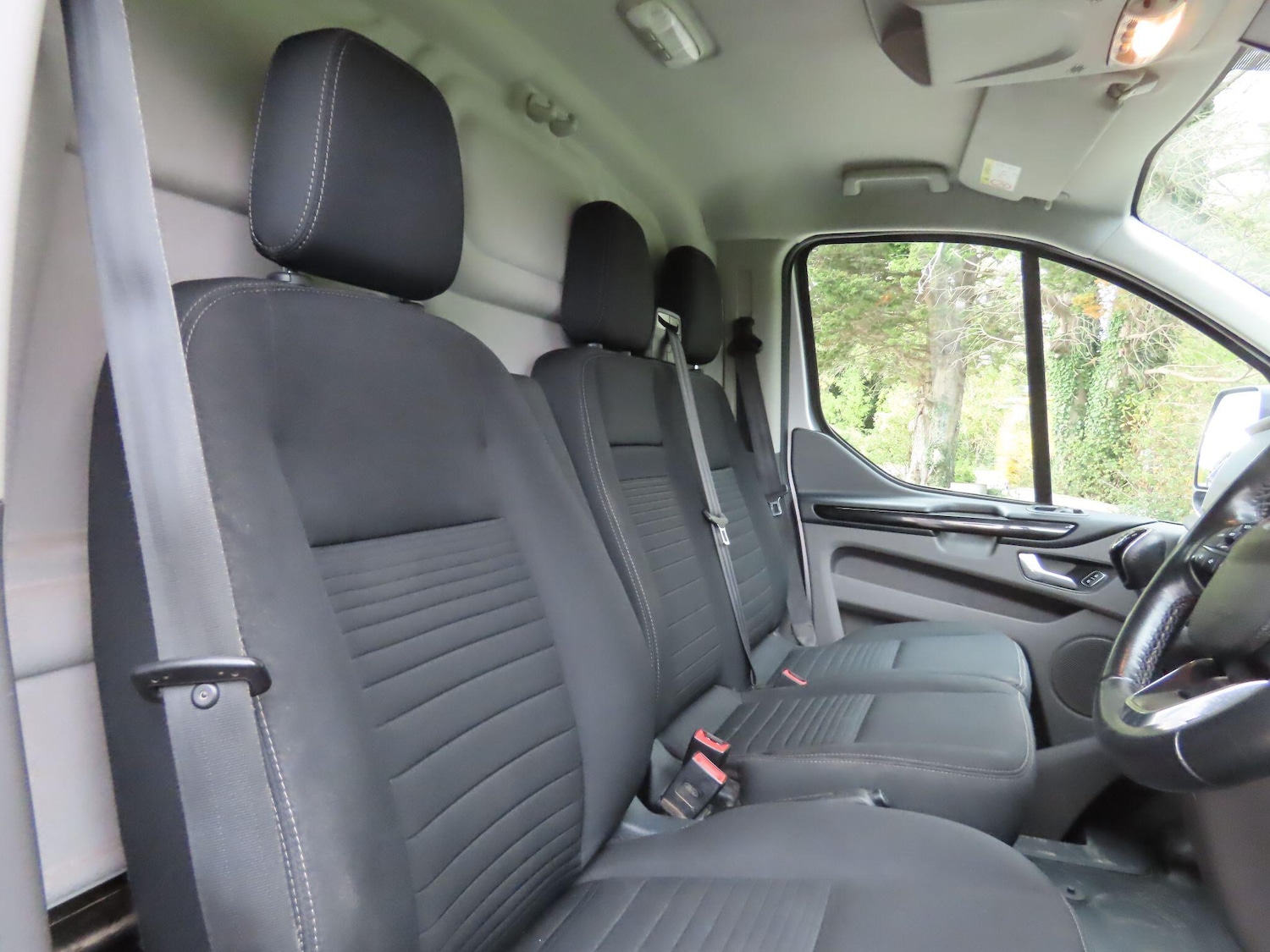 Used Ford Transit Custom 2018 for sale - 76388798: Photo 8