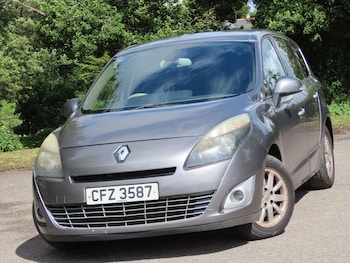 Used Renault Grand Scenic 2010 for sale - 78809753: Photo