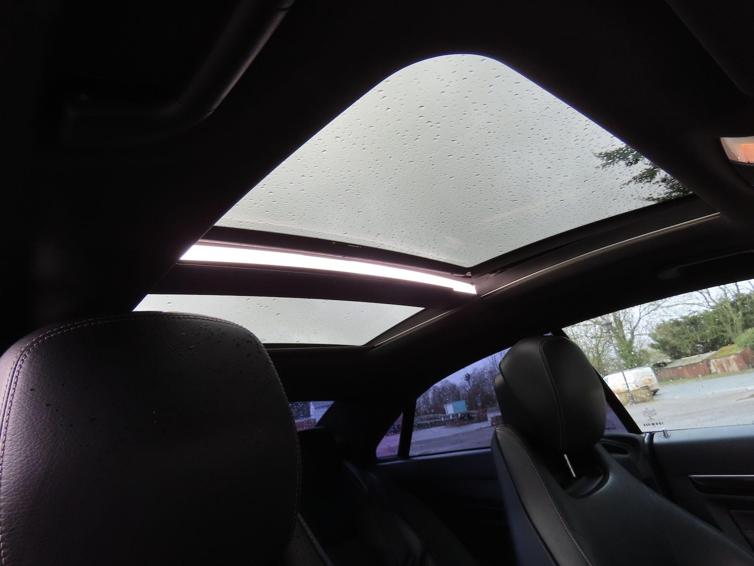 Used Mercedes-Benz E Class 2014 for sale - 77633539: Photo 16