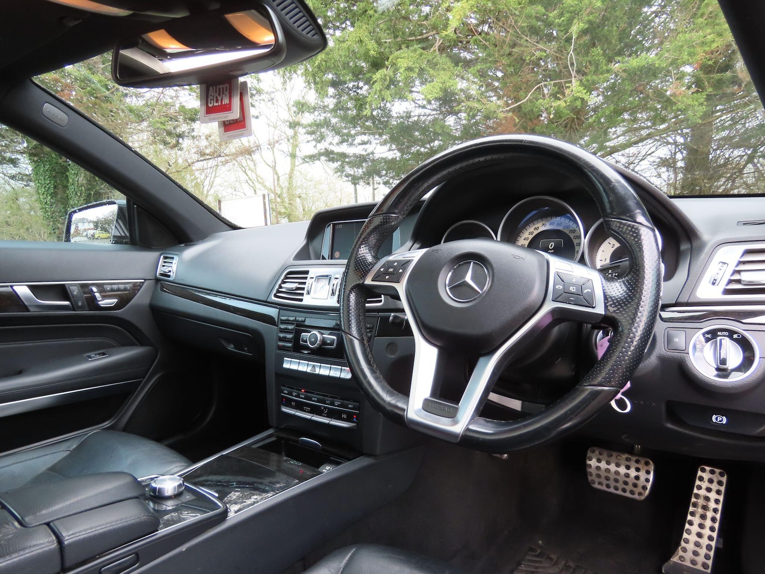 Used Mercedes-Benz E Class 2014 for sale - 77633539: Photo 8