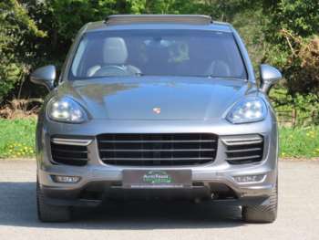 Used Porsche Cayenne 2016 for sale - 74335937: Photo