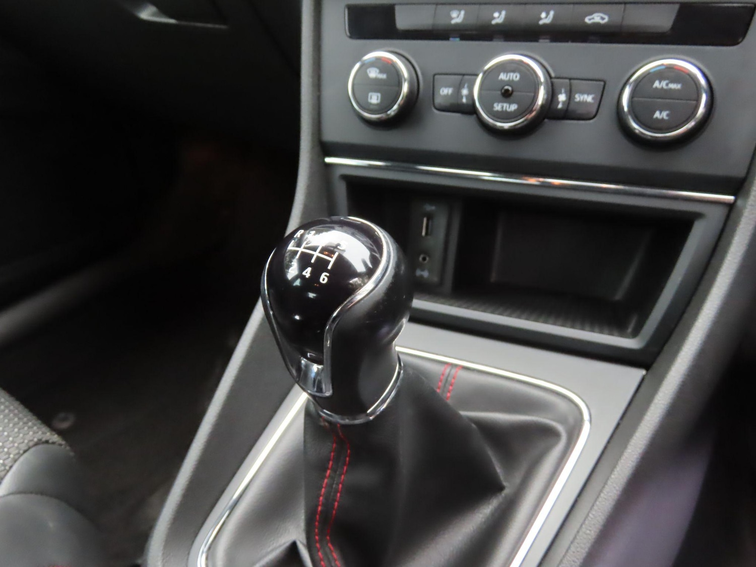 Used SEAT Leon 2016 for sale - 76994392: Photo 11