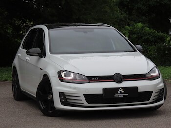 Used Volkswagen Golf 2017 for sale - 78958921: Photo