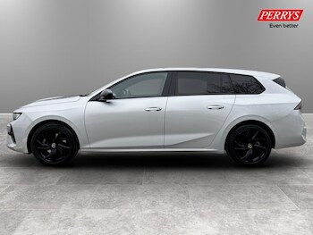 Used Vauxhall Astra 2023 for sale - 77555516: Photo