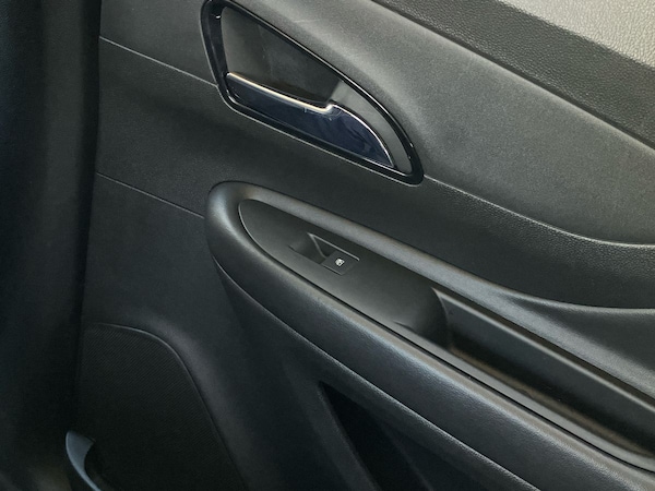 Used Vauxhall Mokka 2017 for sale - 75496835: Photo 48