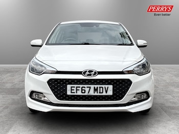 Used Hyundai i20 2017 for sale - 79378702: Photo