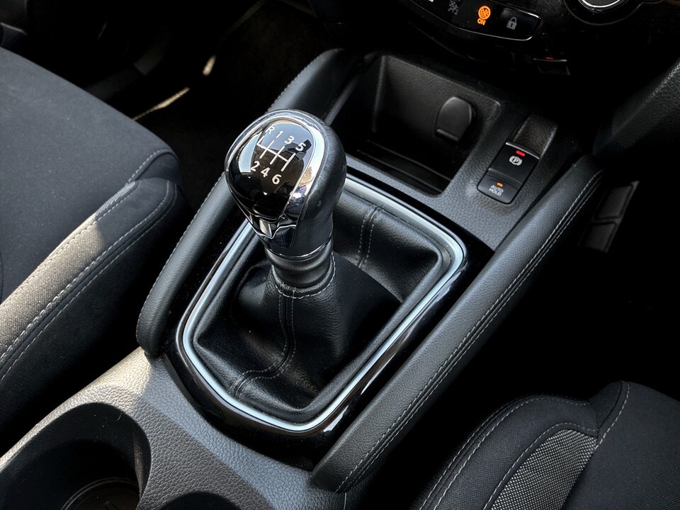 Used Nissan Qashqai 2017 for sale - 78105080: Photo 23