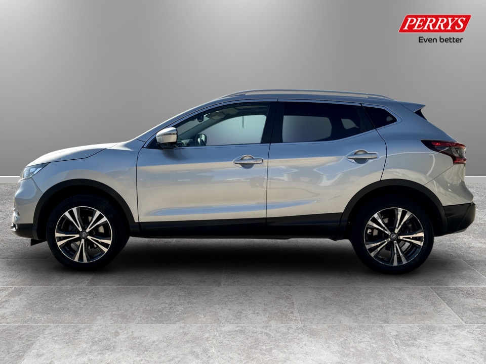Used Nissan Qashqai 2017 for sale - 78105080: Photo 4