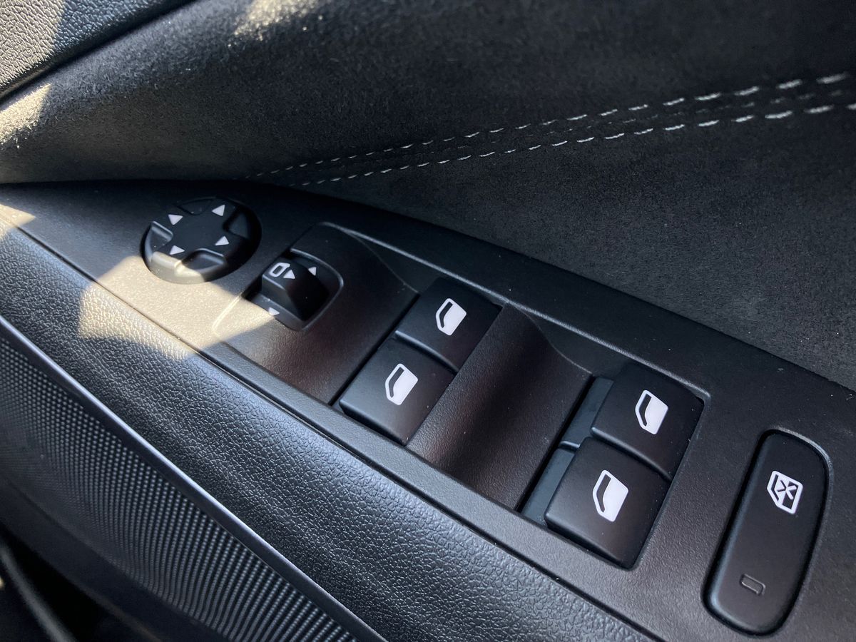 Used Vauxhall Crossland 2022 for sale - 76577579: Photo 18