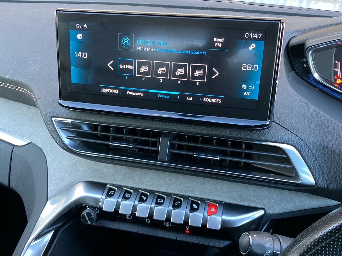 Used Peugeot 3008 2021 for sale - 77077475: Photo 10