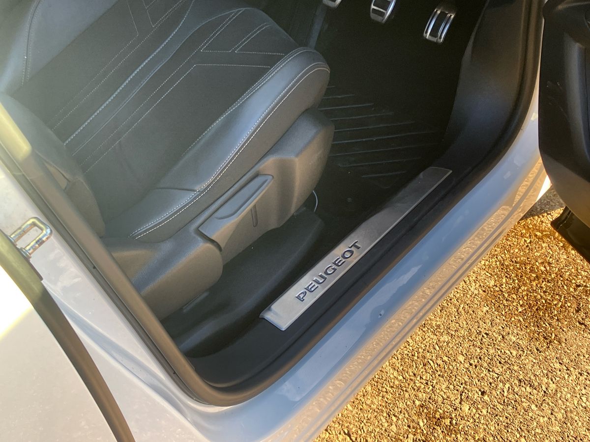 Used Peugeot 3008 2021 for sale - 77077475: Photo 27