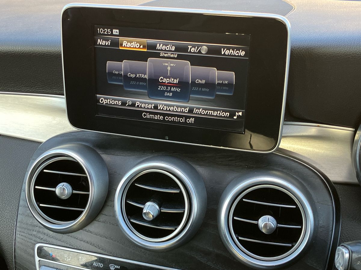 Used Mercedes-Benz C Class 2017 for sale - 77077539: Photo 11