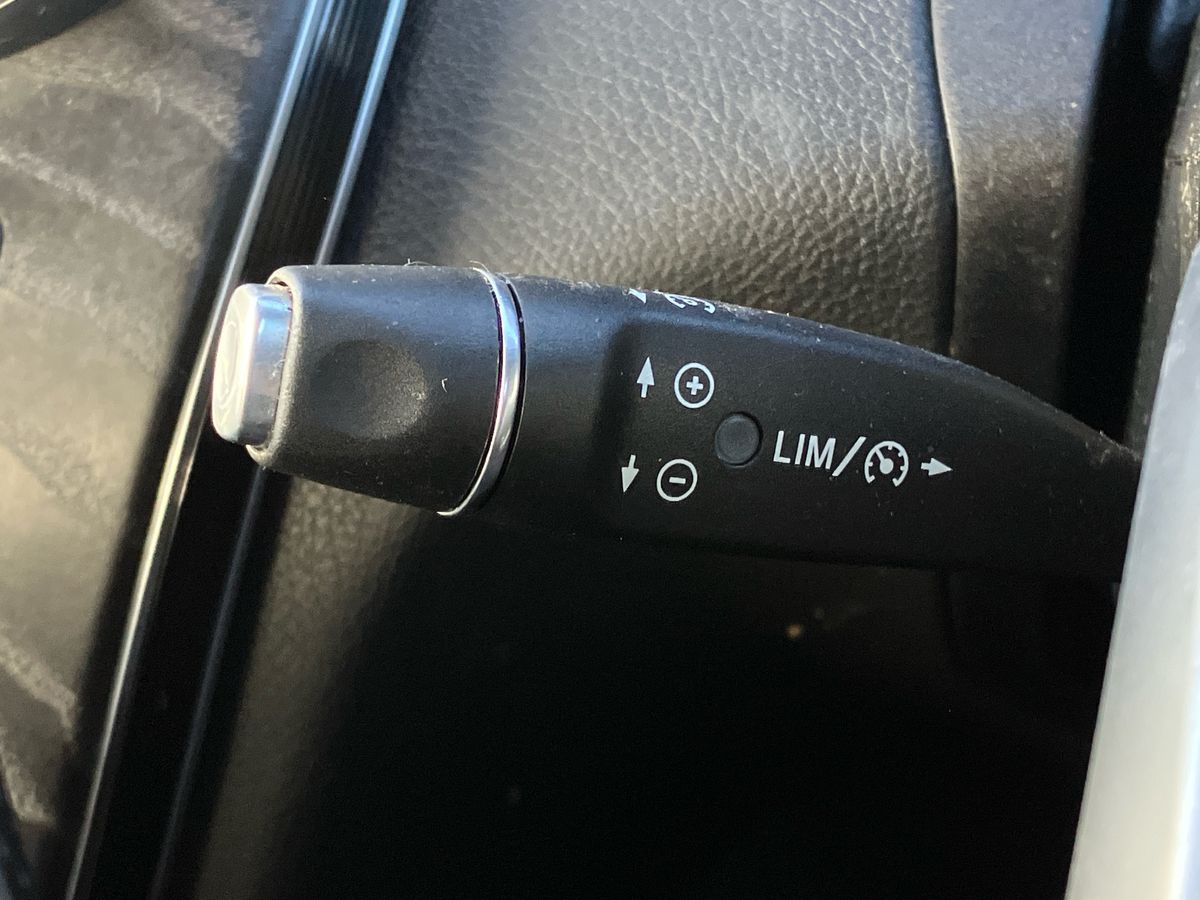 Used Mercedes-Benz C Class 2017 for sale - 77077539: Photo 32