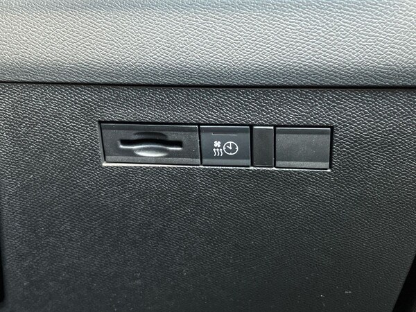 Used Vauxhall Astra 2024 for sale - 74925883: Photo 28
