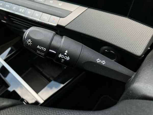 Used Vauxhall Astra 2024 for sale - 74925883: Photo 30