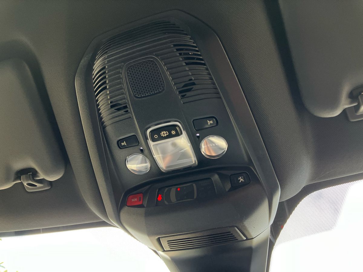 Used Peugeot 3008 2022 for sale - 76311062: Photo 42