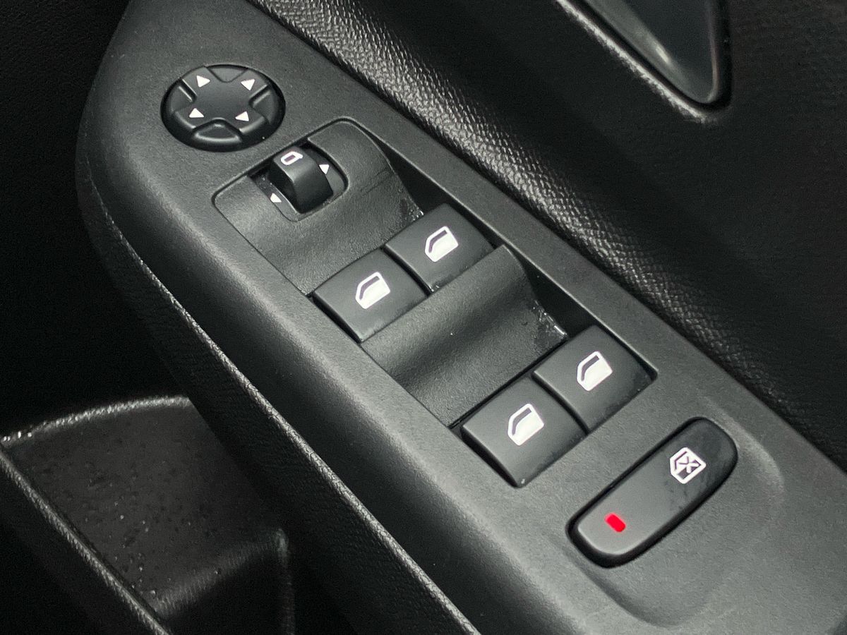 Used Vauxhall Corsa 2023 for sale - 77240498: Photo 18