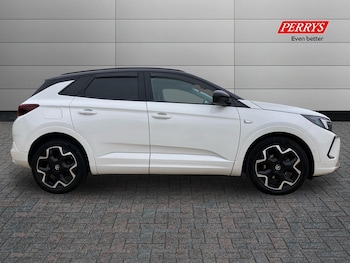 Used Vauxhall Grandland 2024 for sale - 76142283: Photo