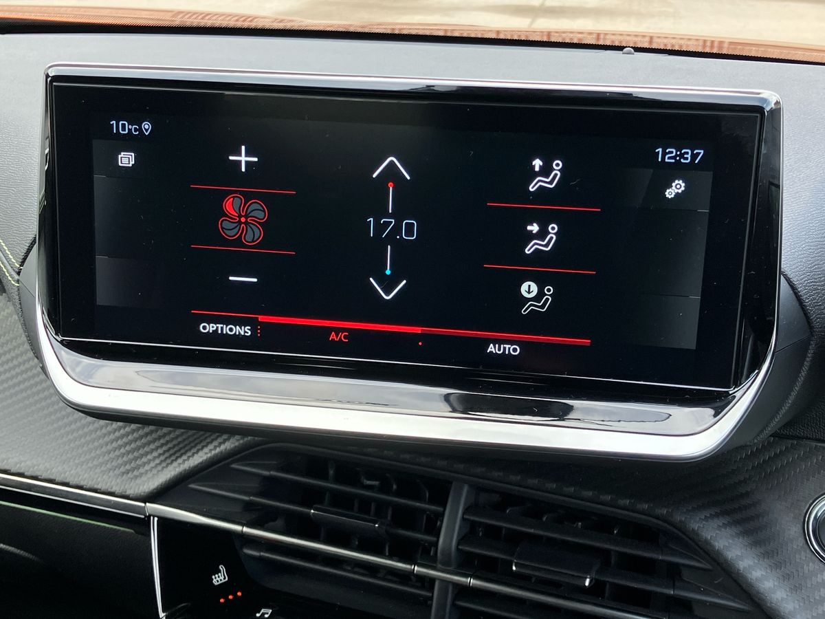 Used Peugeot 2008 2023 for sale - 77196006: Photo 12