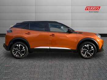 Used Peugeot 2008 2023 for sale - 77196006: Photo