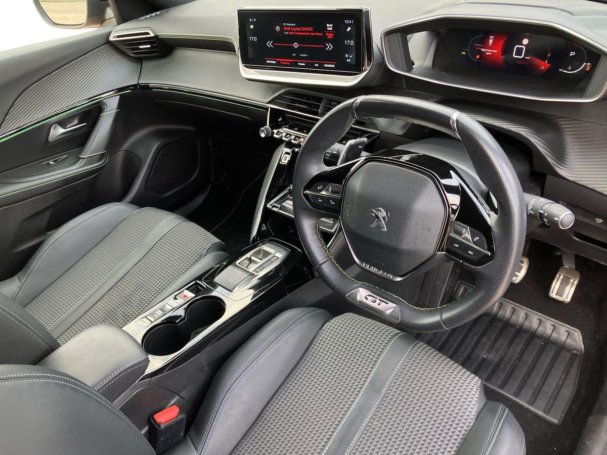 Used Peugeot 2008 2023 for sale - 77196006: Photo 8