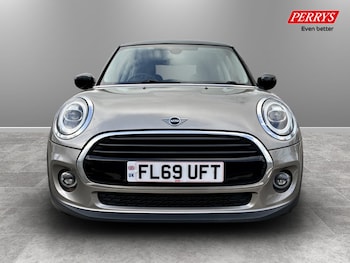 Used MINI Hatch 2019 for sale - 77555549: Photo