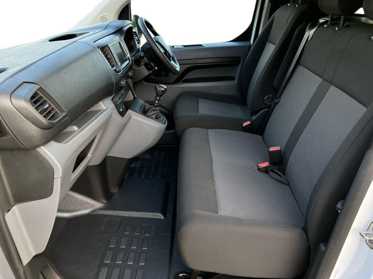 Used Vauxhall Vivaro 2022 for sale - 76249565: Photo 7