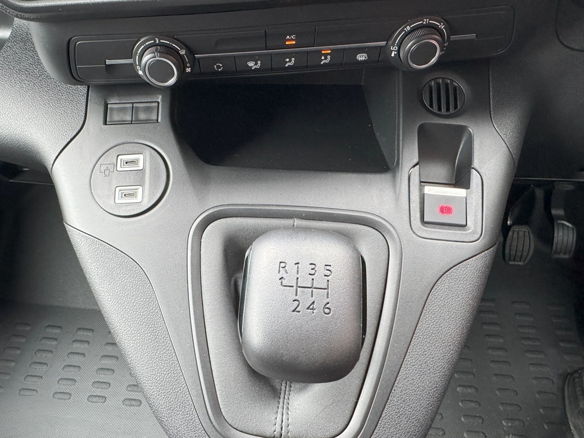 Vehicle 43