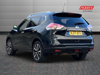 Used Nissan X-Trail 2017 for sale - 77033807: Photo