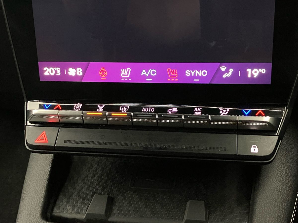 Used Renault Scenic E-Tech 2024 for sale - 76577578: Photo 12