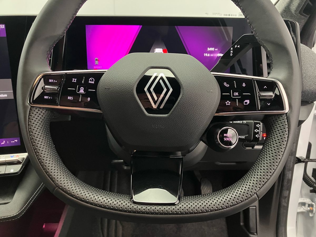 Used Renault Scenic E-Tech 2024 for sale - 76577578: Photo 29