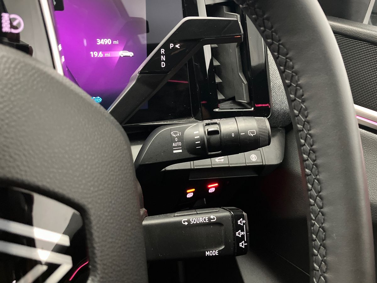 Used Renault Scenic E-Tech 2024 for sale - 76577578: Photo 34