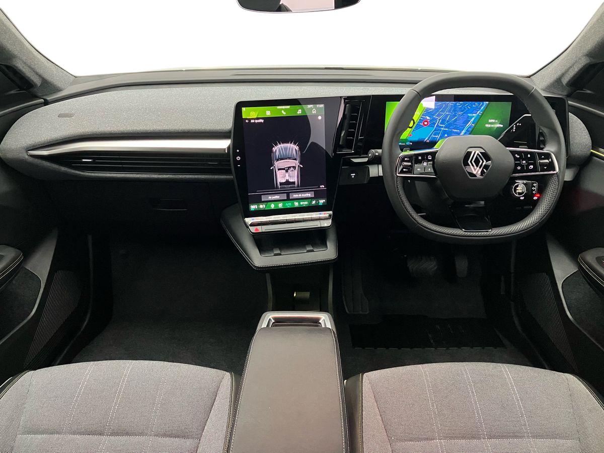 Used Renault Scenic E-Tech 2024 for sale - 76577578: Photo 9