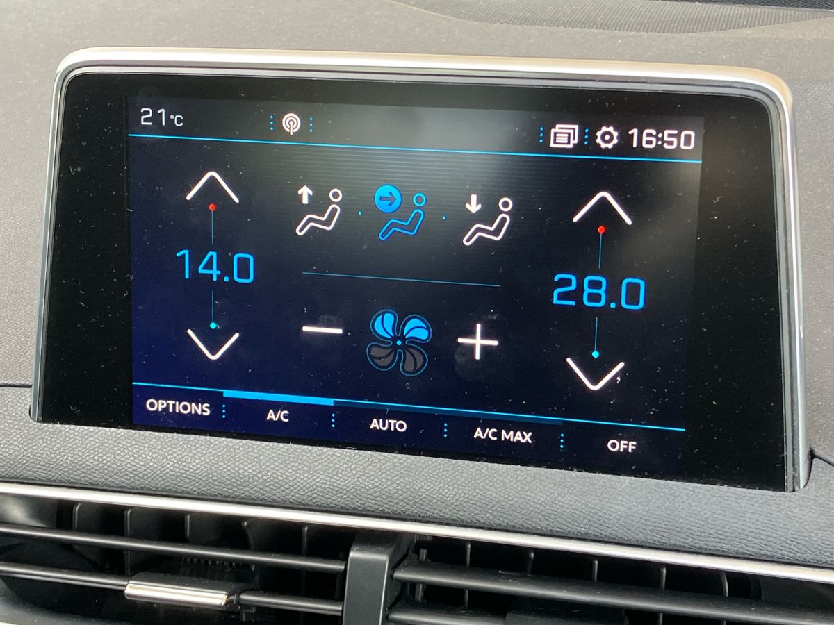 Used Peugeot 3008 2018 for sale - 77083435: Photo 13