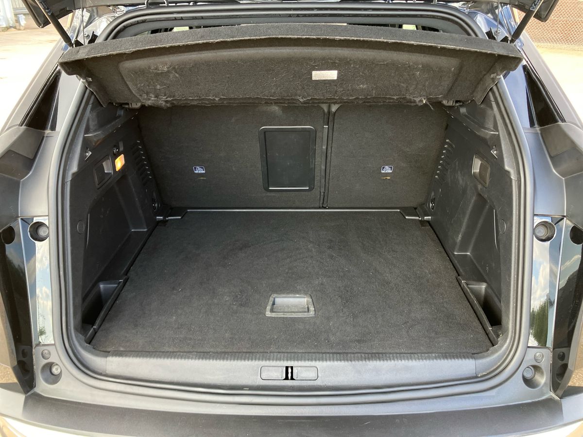 Used Peugeot 3008 2018 for sale - 77083435: Photo 21