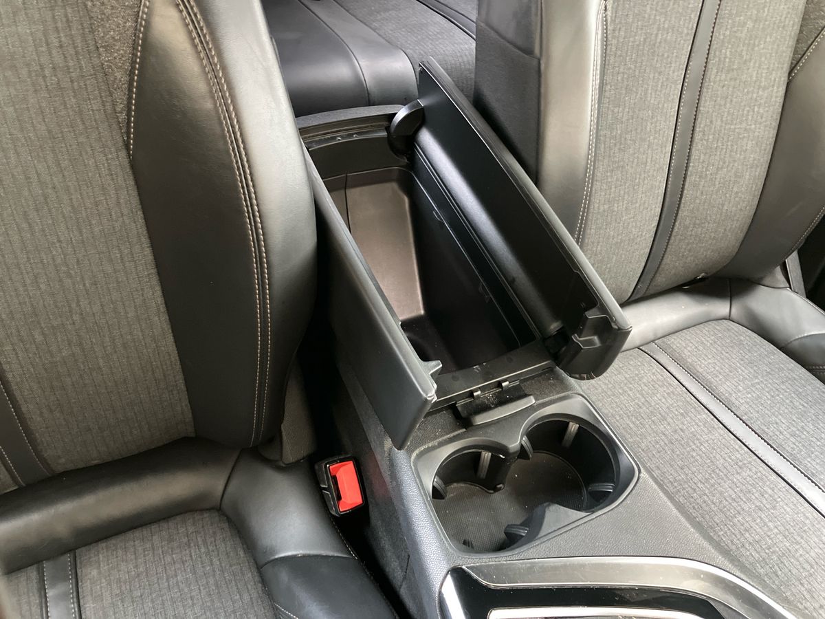 Used Peugeot 3008 2018 for sale - 77083435: Photo 43