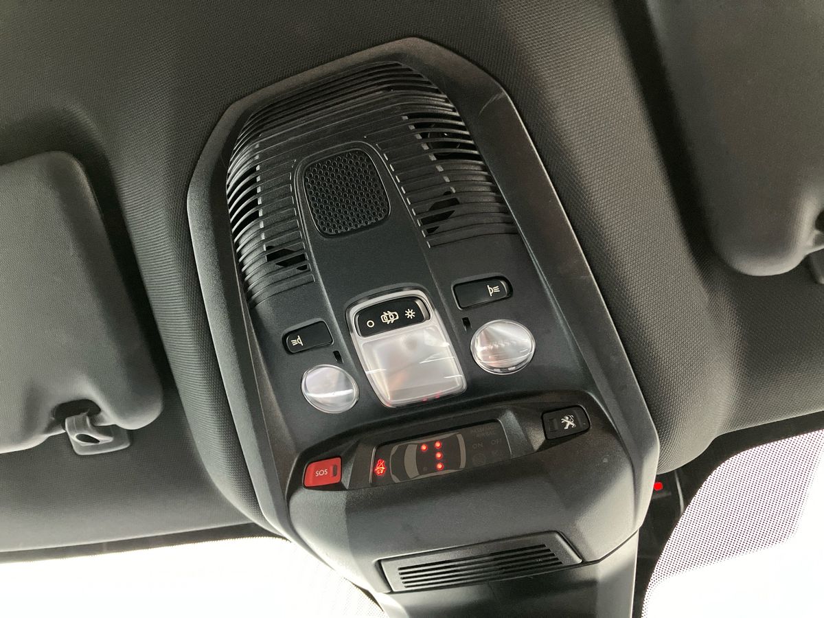 Used Peugeot 3008 2018 for sale - 77083435: Photo 44