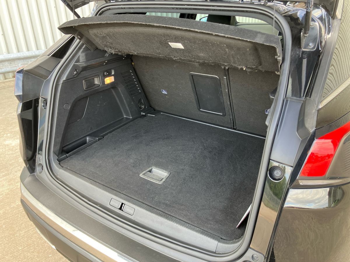 Used Peugeot 3008 2018 for sale - 77083435: Photo 53