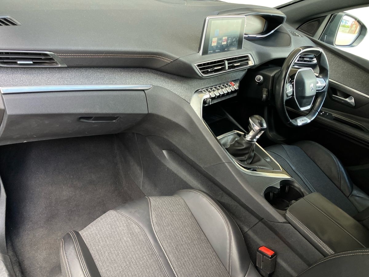 Used Peugeot 3008 2018 for sale - 77083435: Photo 7