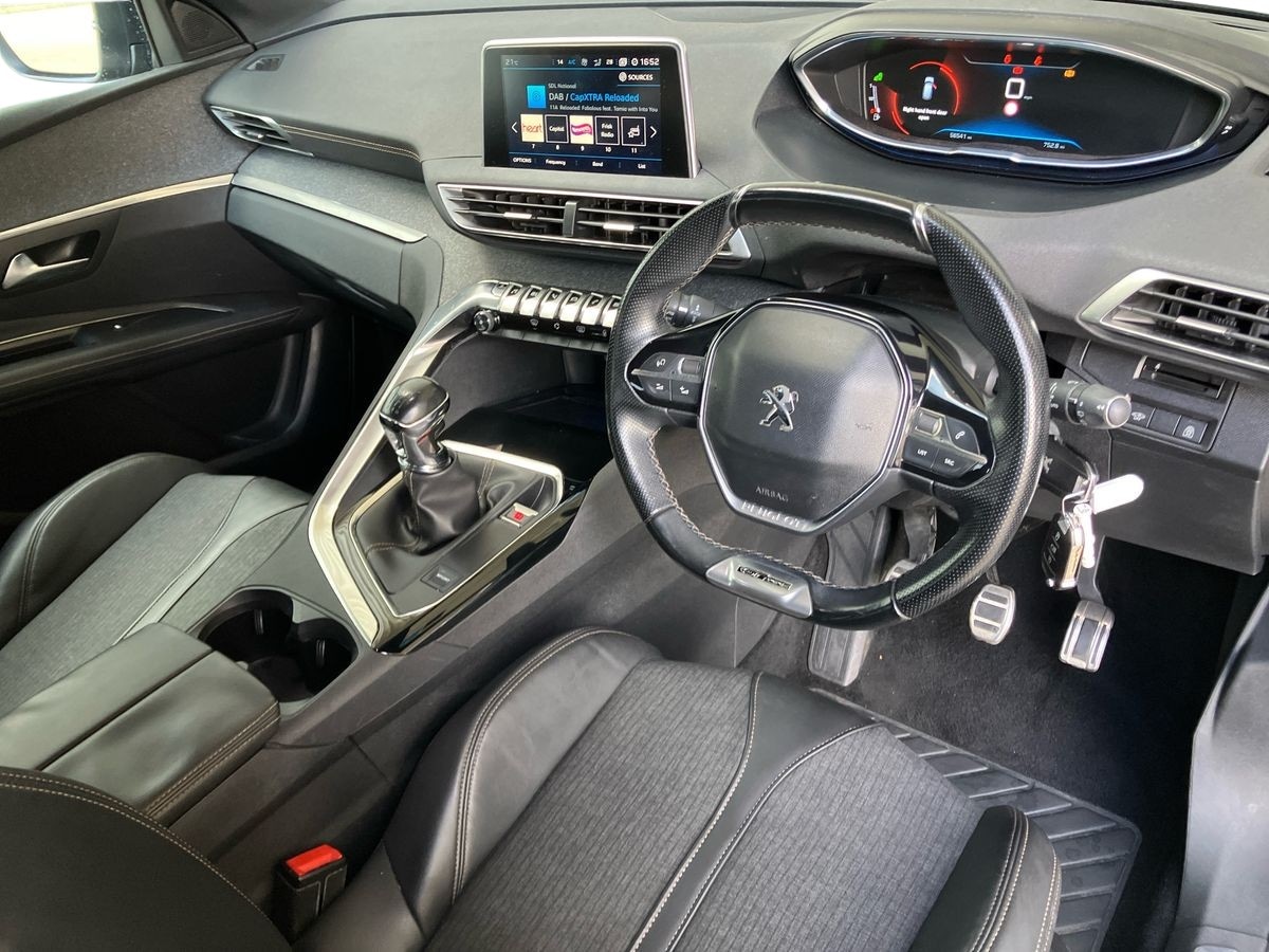 Used Peugeot 3008 2018 for sale - 77083435: Photo 9